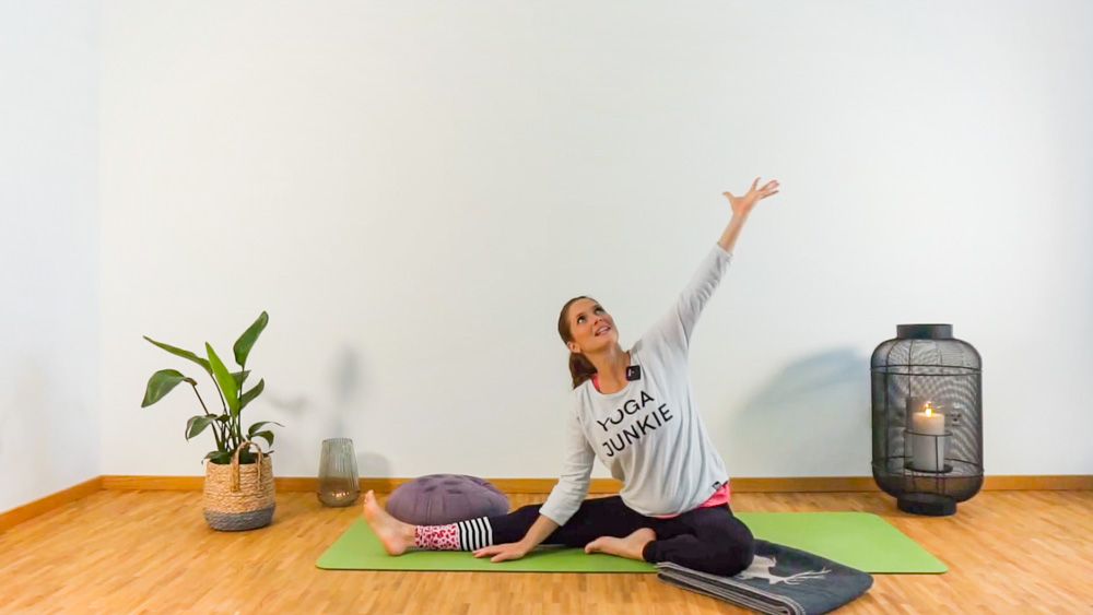 Online Yogakurs Deep Relax & Stretch